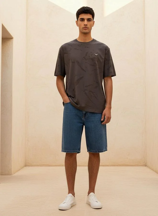 لي كوبر Lee Cooper Men Regular Fit Crew Neck Short Sleeves Jacquard T-shirt